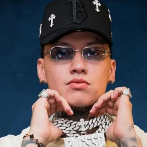 Blessd anticipa el listado de canciones de su próximo álbum “El mejor hombre del mundo”