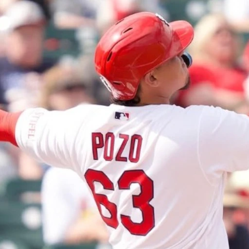 Yohel Pozo conecta su primer jonrón del spring training